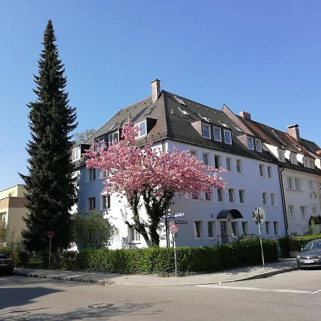 Boardinghouse Munchen-Laim Hotel Екстериор снимка