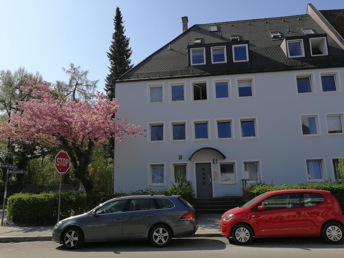 Boardinghouse Munchen-Laim Hotel Екстериор снимка