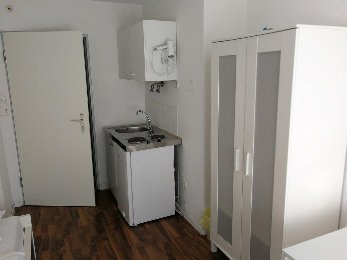 Boardinghouse Munchen-Laim Hotel Екстериор снимка